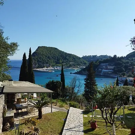 Teo & Niki アパート