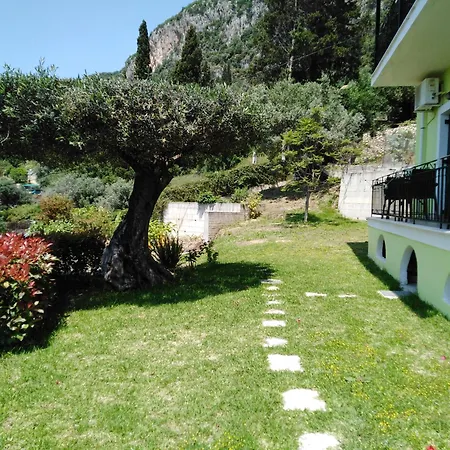 Apartament Teo & Niki *