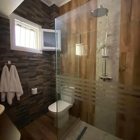 Teo & Niki アパート *