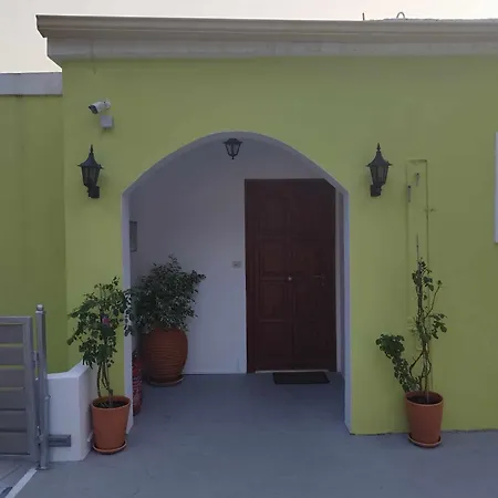 Teo & Niki アパート パレオカストリッツア