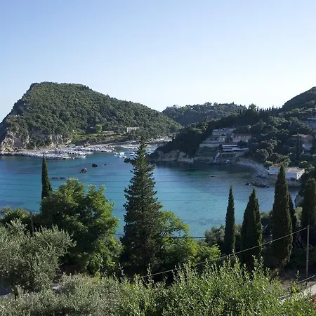 Teo & Niki アパート